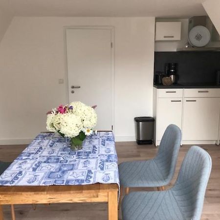 Die Gräfin auf Rügen - Ferienappartements Parchtitz Exterior foto