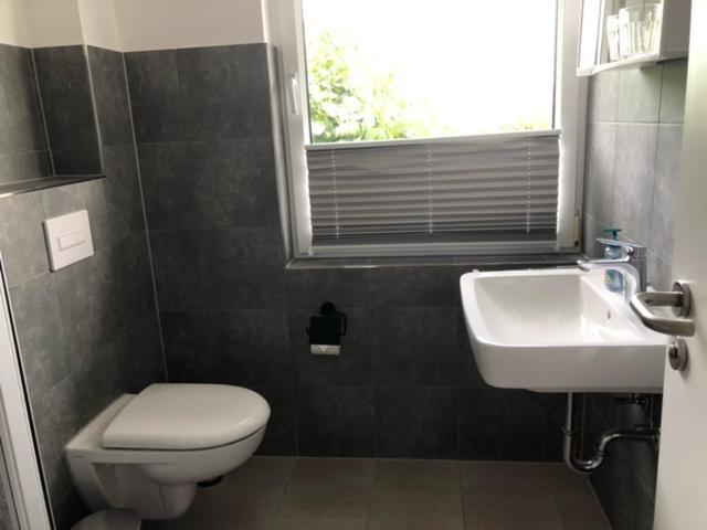 Die Gräfin auf Rügen - Ferienappartements Parchtitz Exterior foto