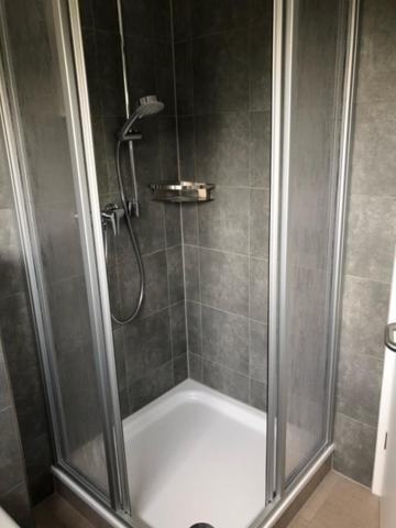 Die Gräfin auf Rügen - Ferienappartements Parchtitz Exterior foto